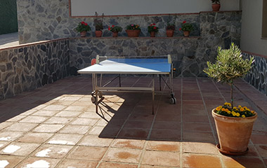 Ping Pong court at Casitas Cueva del Gato en Benaoján
