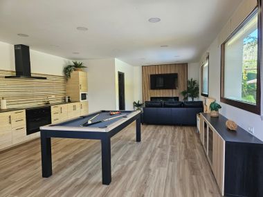Casitas Cueva del Gato - Sala de Juegos